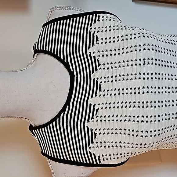 WHBM top - Picture 2 of 4